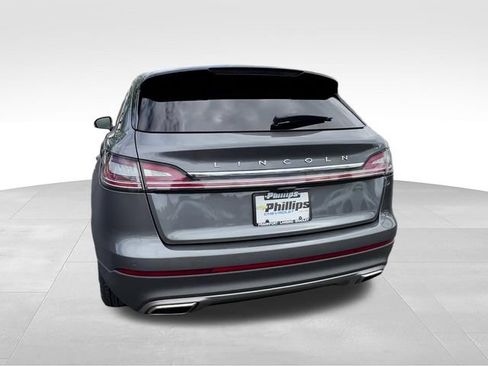 Used 2023 Lincoln Nautilus Reserve AWD/4WD image 5