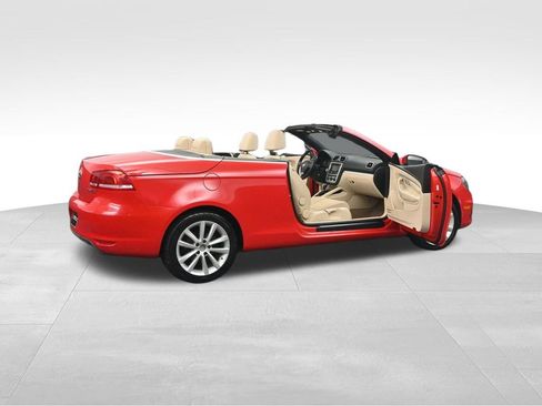 Used 2015 Volkswagen Eos Komfort FWD image 40