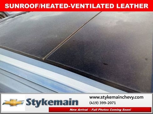 Used 2023 Cadillac XT4 Premium Luxury w/ Enhanced Visibility Package image 20