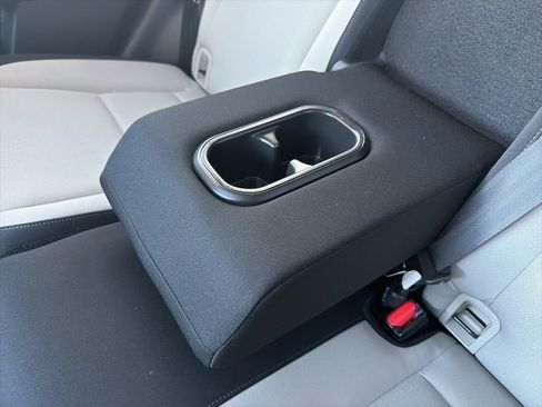 Certified 2024 Honda CR-V EX image 36