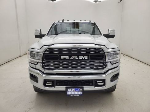 Used 2024 RAM 3500 Limited image 30