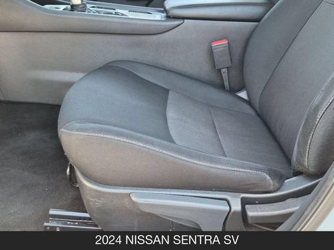 Used 2024 Nissan Sentra SV FWD image 15