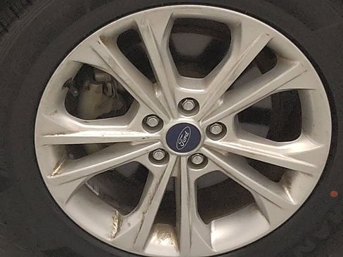 Used 2017 Ford Escape SE FWD image 31