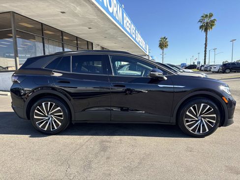 Certified 2024 Volkswagen ID.4 S image 5