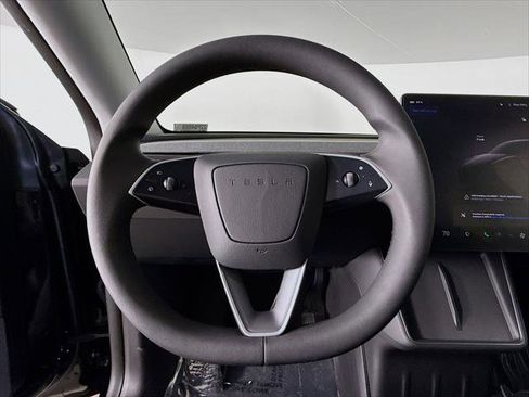 Used 2026 Tesla Model Y 2WD image 10