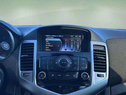 Used 2016 Chevrolet Cruze LT w/ Technology Package image 31