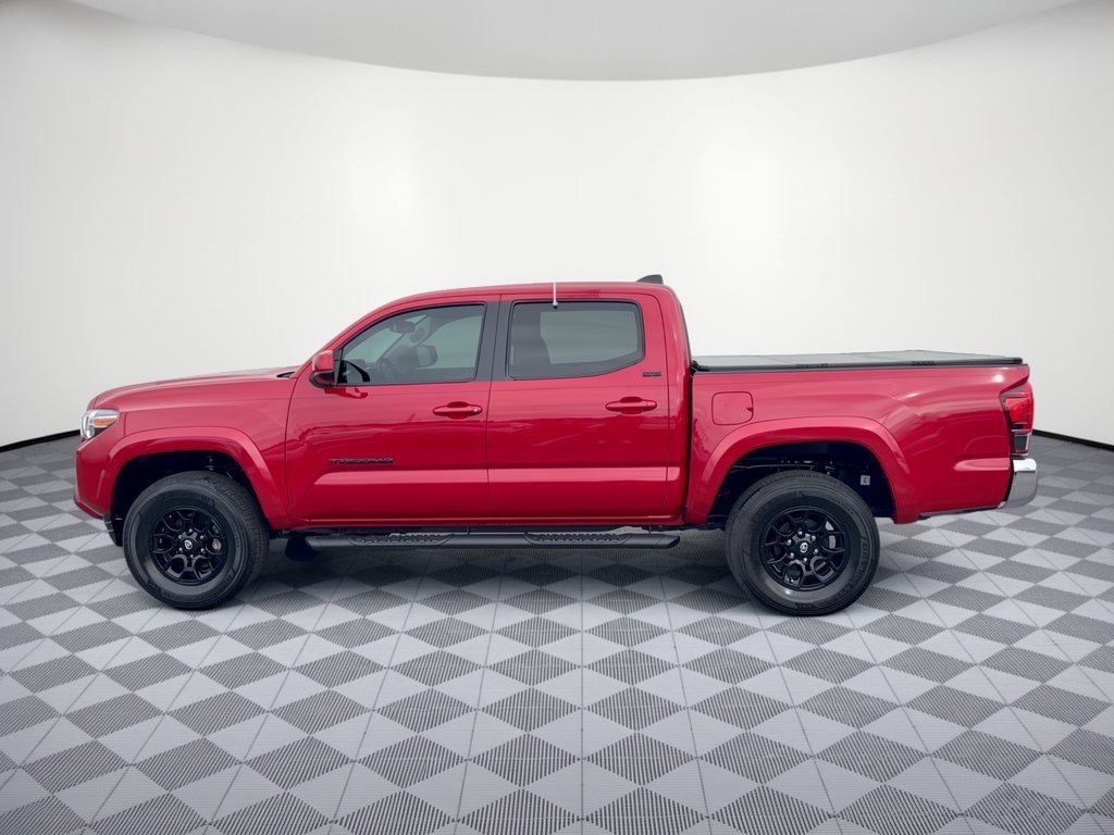 Used 2021 Toyota Tacoma SR5 RWD image 2