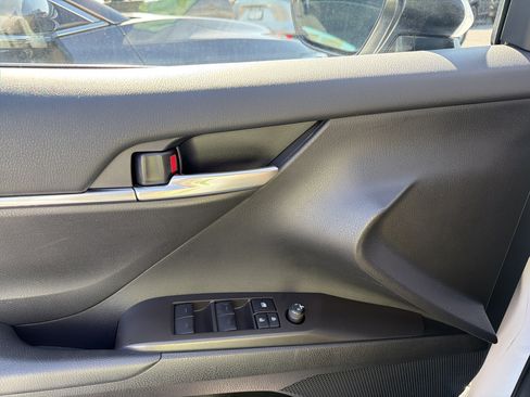 Used 2024 Toyota Camry SE w/ Cold Weather Package FWD image 14