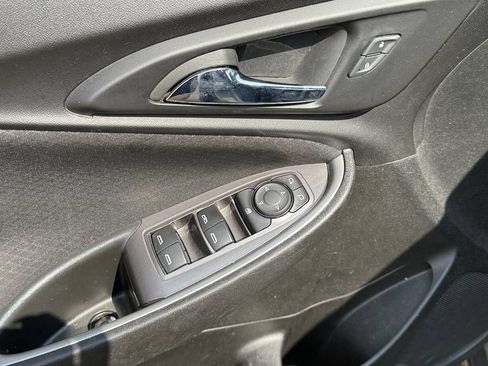 Used 2023 Chevrolet Malibu LT FWD image 20