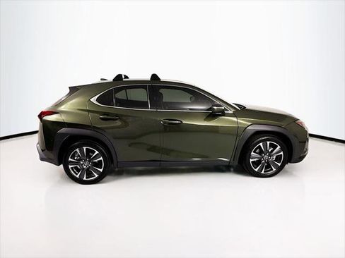 Certified 2025 Lexus UX 300h FWD w/ Accessory Package (Z2) image 4
