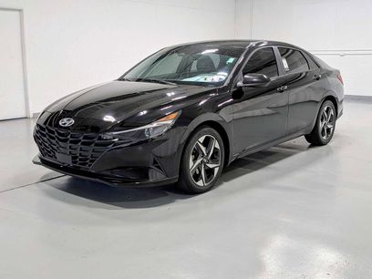 Used 2023 Hyundai Elantra SEL w/ Convenience Package