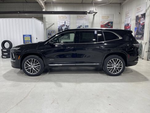 New 2026 Buick Enclave Avenir w/ Super Cruise Package image 5