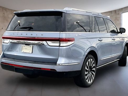 Used 2024 Lincoln Navigator L Black Label AWD/4WD image 2