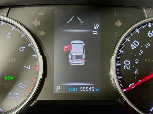 Used 2019 Toyota RAV4 XLE w/ Convenience Package AWD/4WD image 12