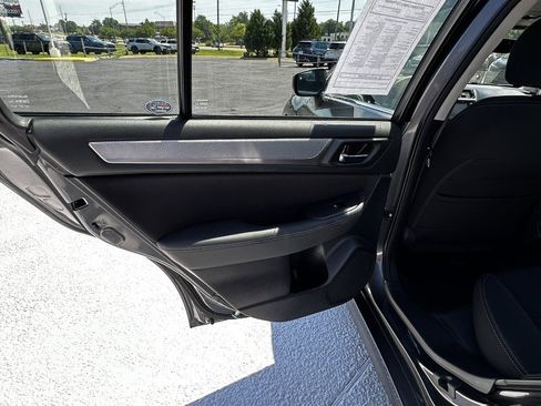 Used 2019 Subaru Legacy 2.5i Premium AWD/4WD image 20