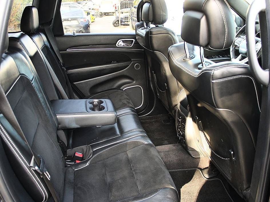 Used 2016 Jeep Grand Cherokee SRT AWD/4WD image 20