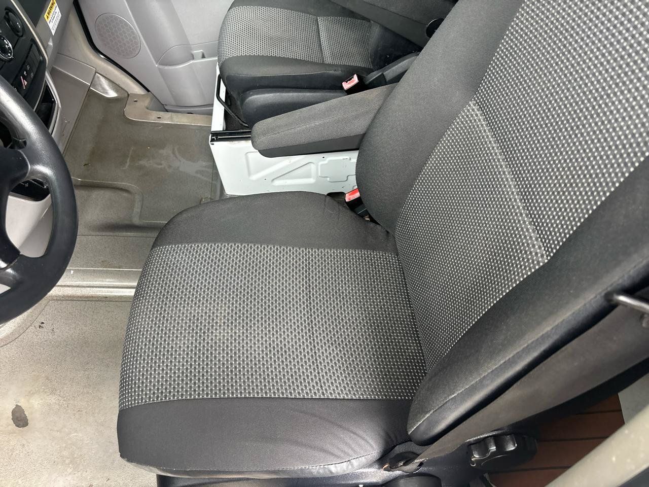Used 2013 Mercedes-Benz Sprinter 2500 image 13