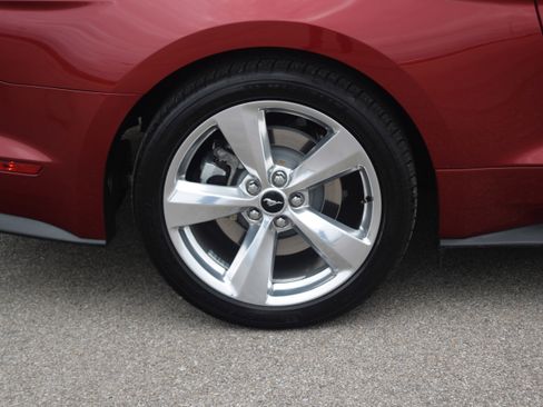 Used 2018 Ford Mustang GT Premium image 27