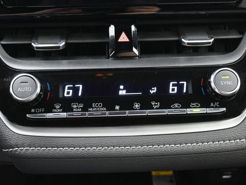 Used 2023 Toyota Corolla XSE image 21