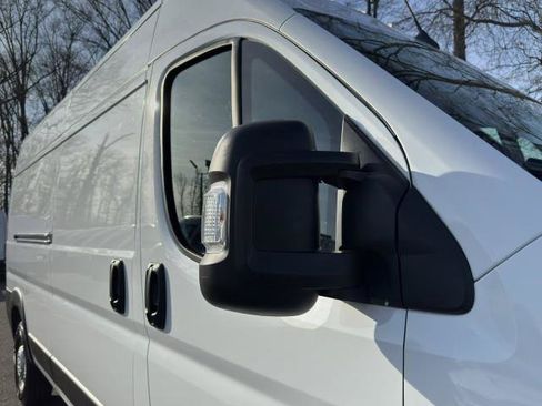 Used 2025 RAM ProMaster 2500 w/ Convenience Group FWD image 41