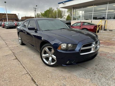 Used 2014 Dodge Charger SXT Plus image 1