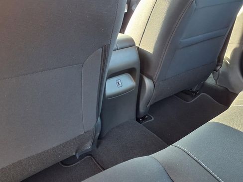 Certified 2025 Nissan Sentra SV image 23