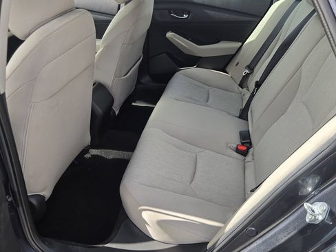 Used 2024 Honda Accord LX image 11