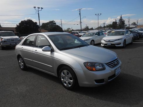 Used 2009 Kia Spectra EX FWD image 3