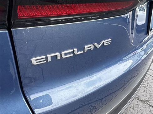 Certified 2025 Buick Enclave Preferred w/ LPO, Floor Liner Package FWD image 32