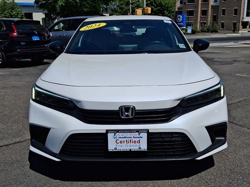 Used 2024 Honda Civic Sport image 2