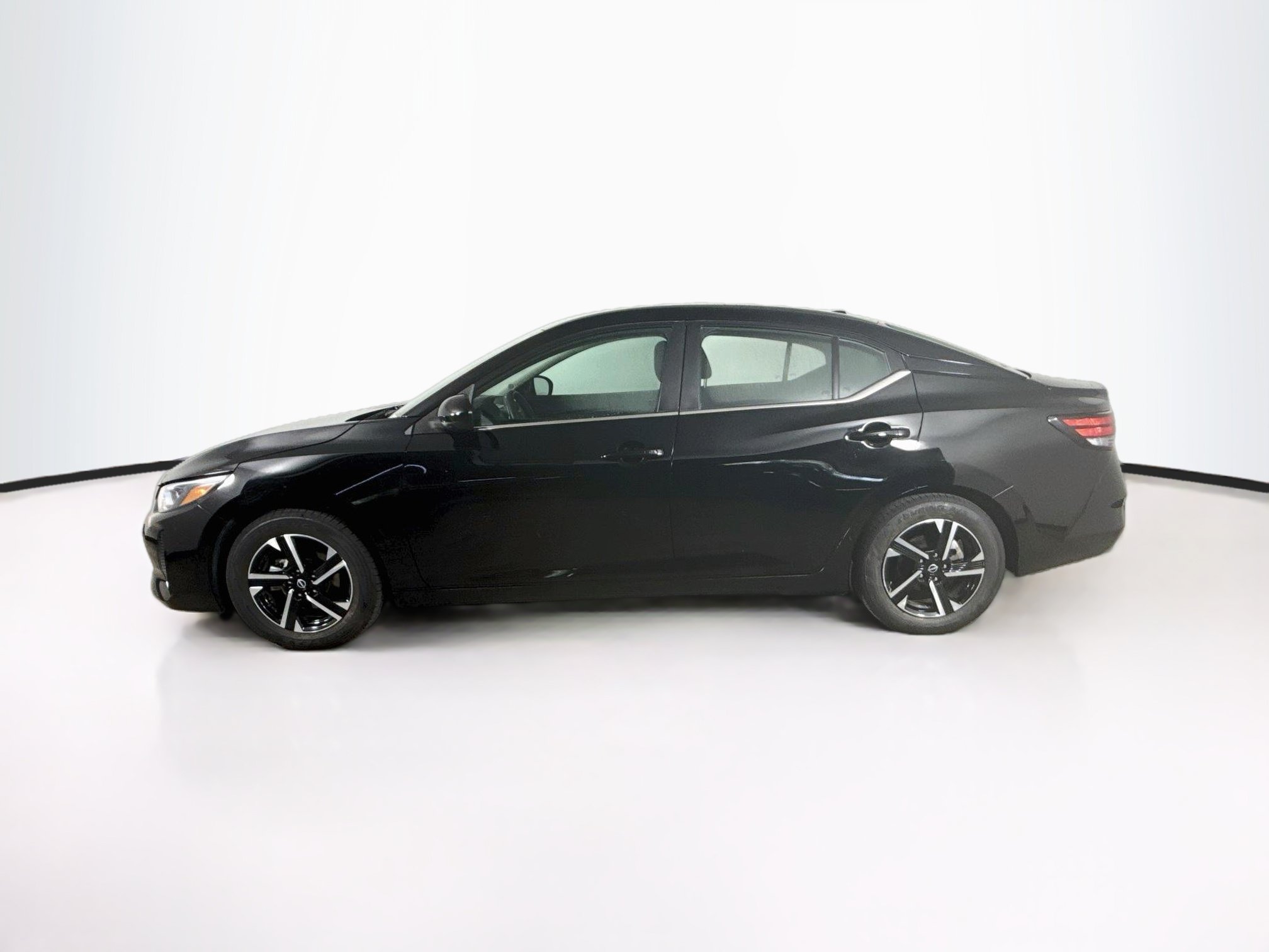 Used 2024 Nissan Sentra SV FWD image 7