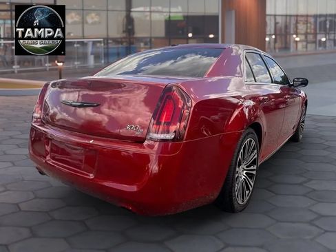 Used 2012 Chrysler 300 S w/ Luxury Group RWD image 13
