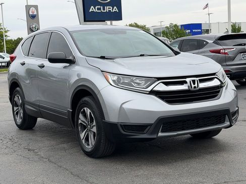 Used 2018 Honda CR-V LX image 2