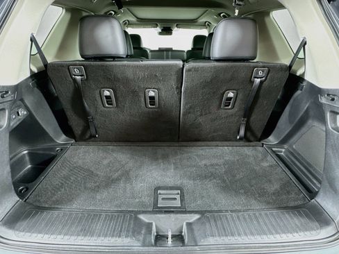 Certified 2024 Honda Pilot Touring image 28