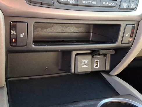 Used 2019 Honda Pilot EX-L image 25