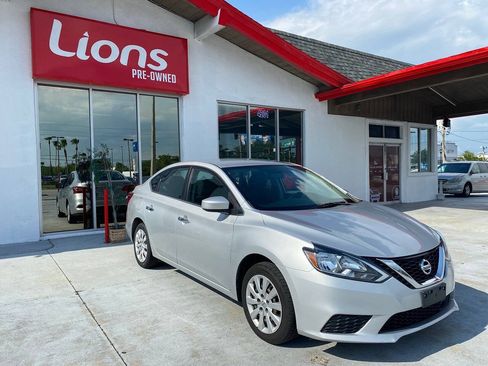 Used 2019 Nissan Sentra S FWD image 10
