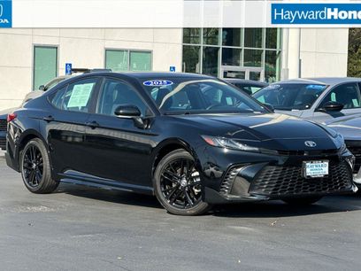 Used 2025 Toyota Camry SE