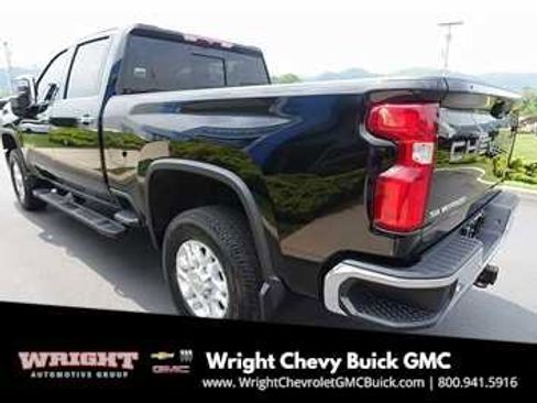 Used 2024 Chevrolet Silverado 3500 LTZ image 7