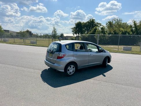 Used 2009 Honda Fit image 10