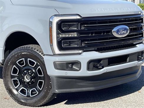 Certified 2025 Ford F250 Platinum image 9