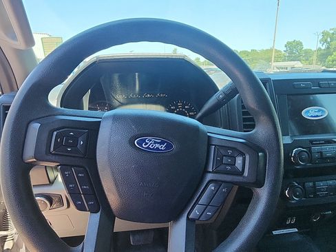 Used 2020 Ford F150 XL w/ Equipment Group 101A Mid RWD image 12