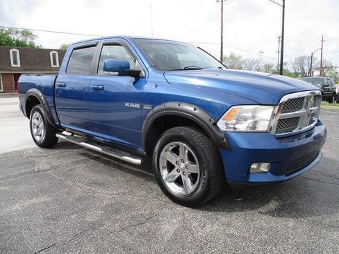 Used 2009 Dodge Ram 1500 Truck Sport image 2
