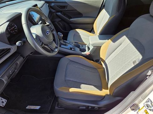 Used 2025 Subaru Crosstrek 2.5i Sport AWD/4WD image 9