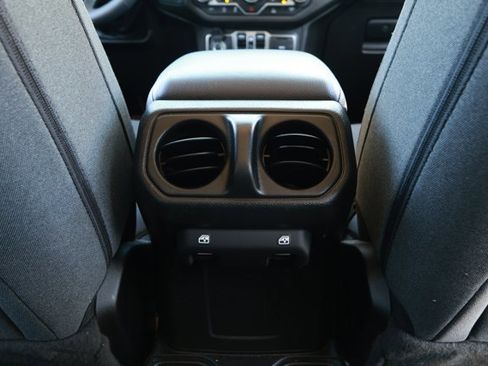 Used 2024 Jeep Wrangler Sport S image 26