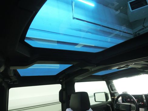 Used 2024 GMC Hummer EV 3X w/ LPO, Illumination Package image 44