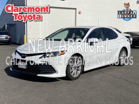 Used 2024 Toyota Camry LE FWD image 1