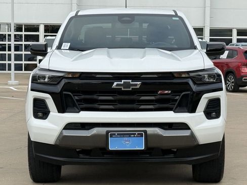 Certified 2023 Chevrolet Colorado Z71 w/ Z71 Convenience Package 2 AWD/4WD image 7