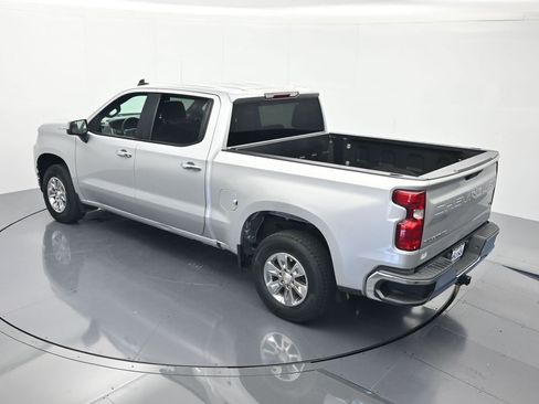 Used 2021 Chevrolet Silverado 1500 LT AWD/4WD image 34