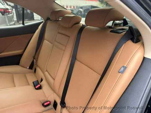 Used 2016 Lexus IS 200t image 19