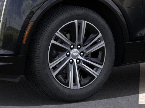 New 2025 Cadillac Lyriq Luxury image 30